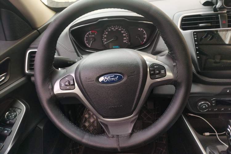 Used Ford Escort 2015 1.5L Automatic Fashion Model Steering Wheel