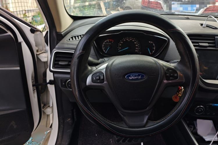 Used Ford Escort 2015 1.5L Automatic Fashion Model Steering Wheel