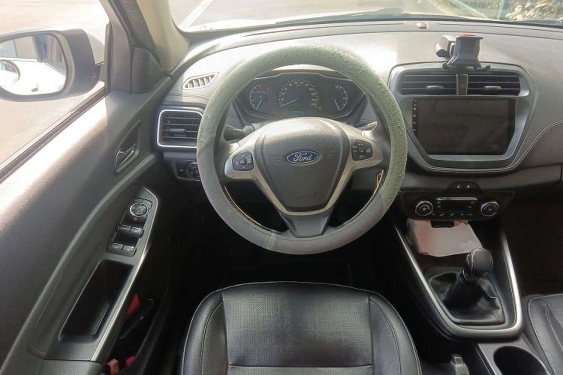 Used Ford Escort 2015 1.5L Manual Fashion Edition Steering Wheel