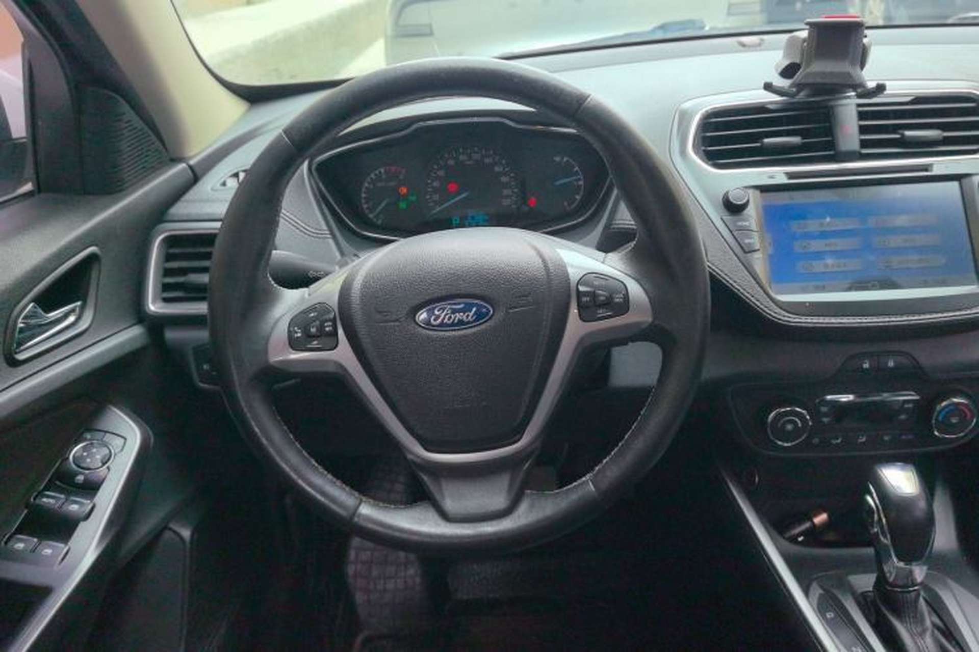 Used Ford Escort 2015 1.5L Automatic Fashion Model Steering Wheel