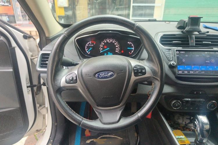 Used Ford Escort 2015 1.5L Automatic Fashion Model Steering Wheel