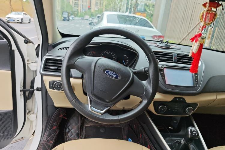 Used Ford Escort 2015 1.5L Manual Comfort Model Steering Wheel