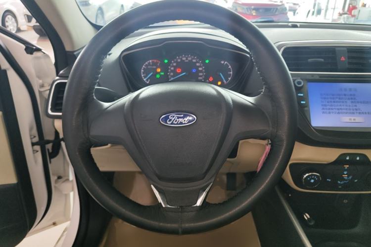 Used Ford Escort 2015 1.5L Manual Comfort Model Steering Wheel