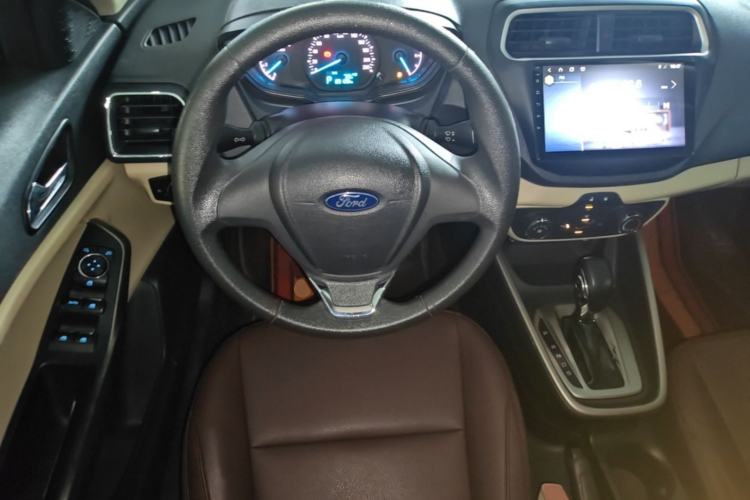 Used Ford Escort 2015 1.5L Automatic Comfort Edition Steering Wheel