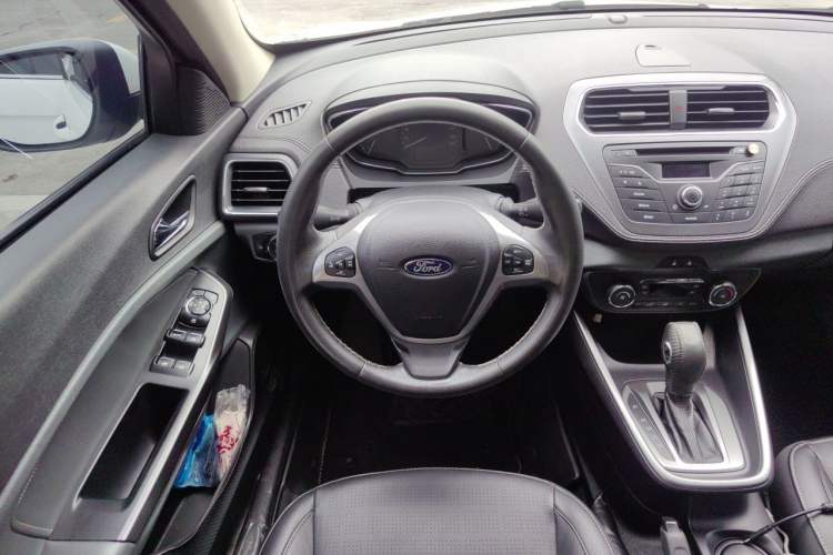 Used Ford Escort 2015 1.5L Automatic Fashion Model Steering Wheel