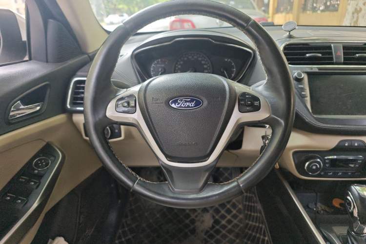 Used Ford Escort 2015 1.5L Automatic Fashion Model Steering Wheel