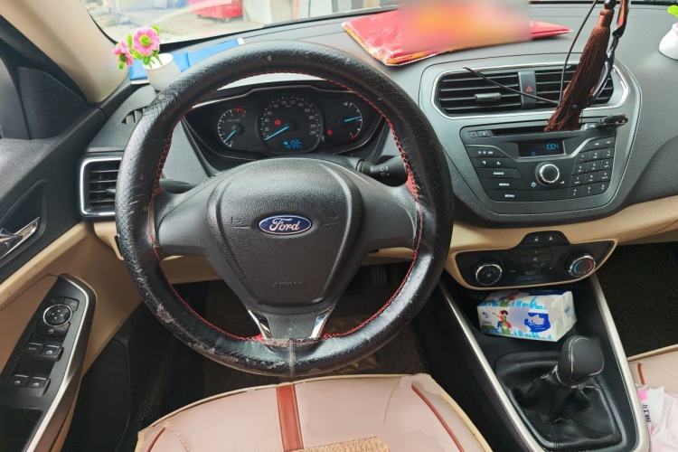 Used Ford Escort 2015 1.5L Manual Comfort Model Steering Wheel