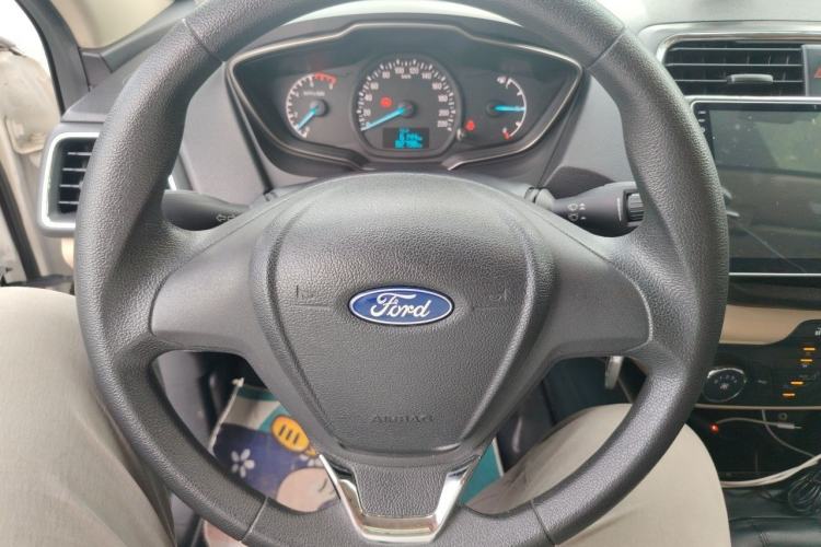 Used Ford Escort 2015 1.5L Manual Comfort Model Steering Wheel