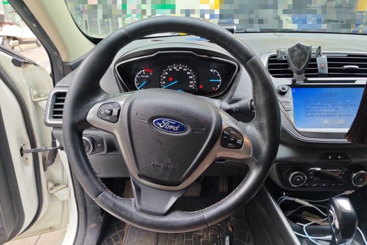 Used Ford Escort 2015 1.5L Automatic Fashion Model Steering Wheel