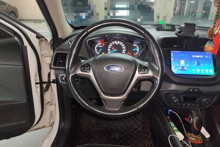Used Ford Escort 2015 1.5L Automatic Fashion Model Steering Wheel
