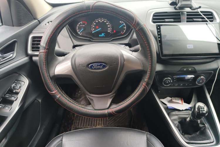 Used Ford Escort 2015 1.5L Manual Fashion Edition Steering Wheel