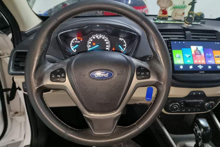 Used Ford Escort 2015 1.5L Automatic Fashion Model Steering Wheel