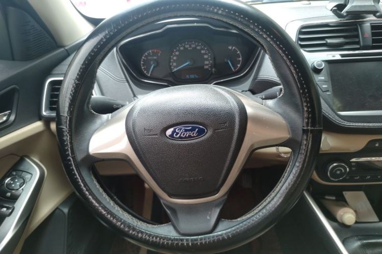 Used Ford Escort 2015 1.5L Manual Fashion Edition Steering Wheel