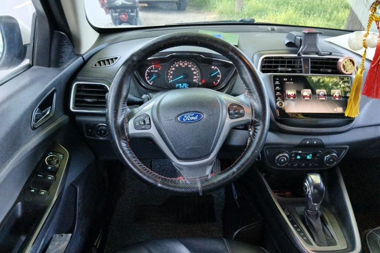 Used Ford Escort 2015 1.5L Automatic Fashion Model Steering Wheel