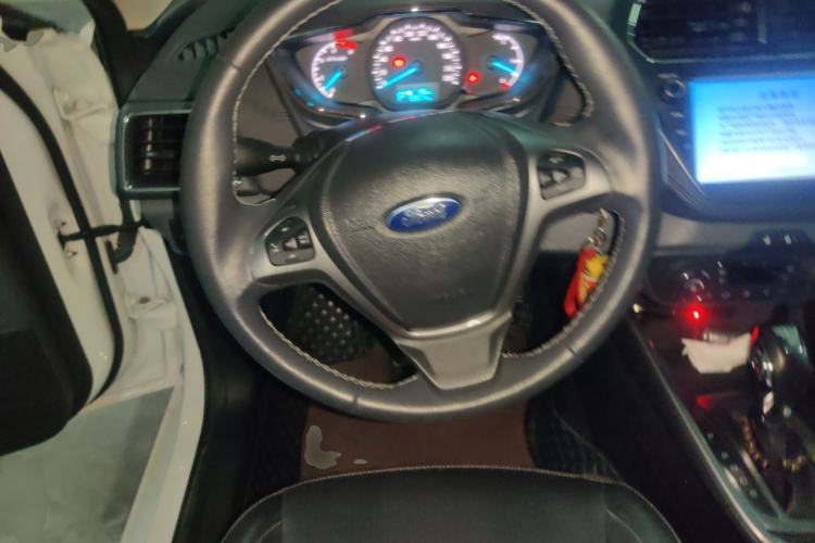 Used Ford Escort 2015 1.5L Automatic Fashion Model Steering Wheel