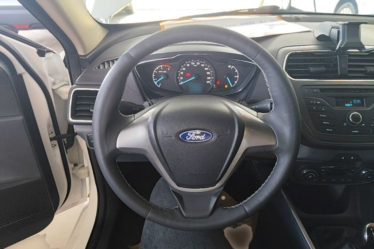 Used Ford Escort 2015 1.5L Manual Fashion Edition Steering Wheel