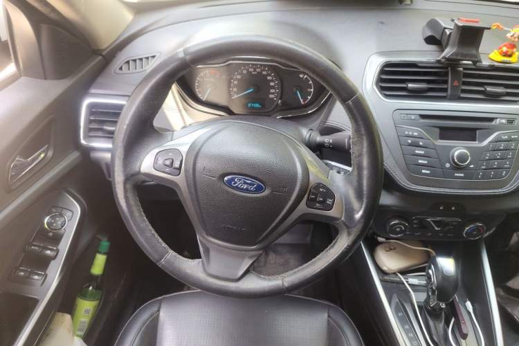 Used Ford Escort 2015 1.5L Automatic Fashion Model Steering Wheel