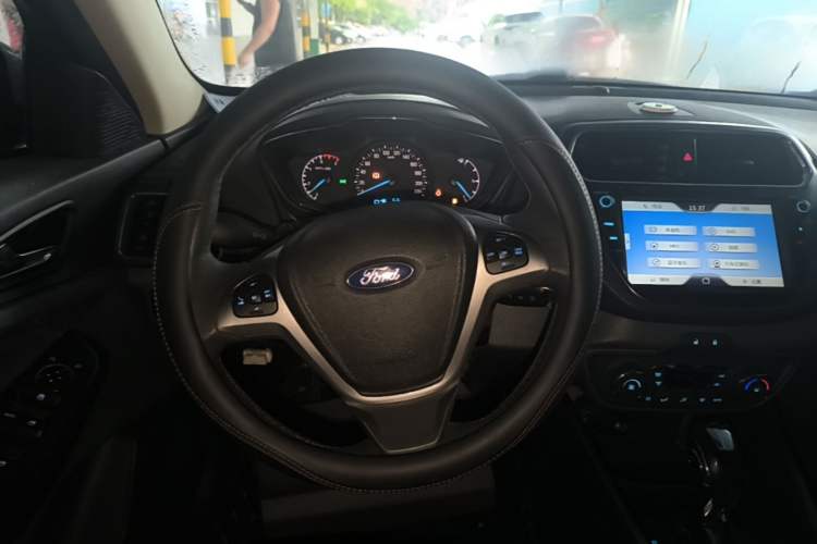 Used Ford Escort 2015 1.5L Automatic Fashion Model Steering Wheel