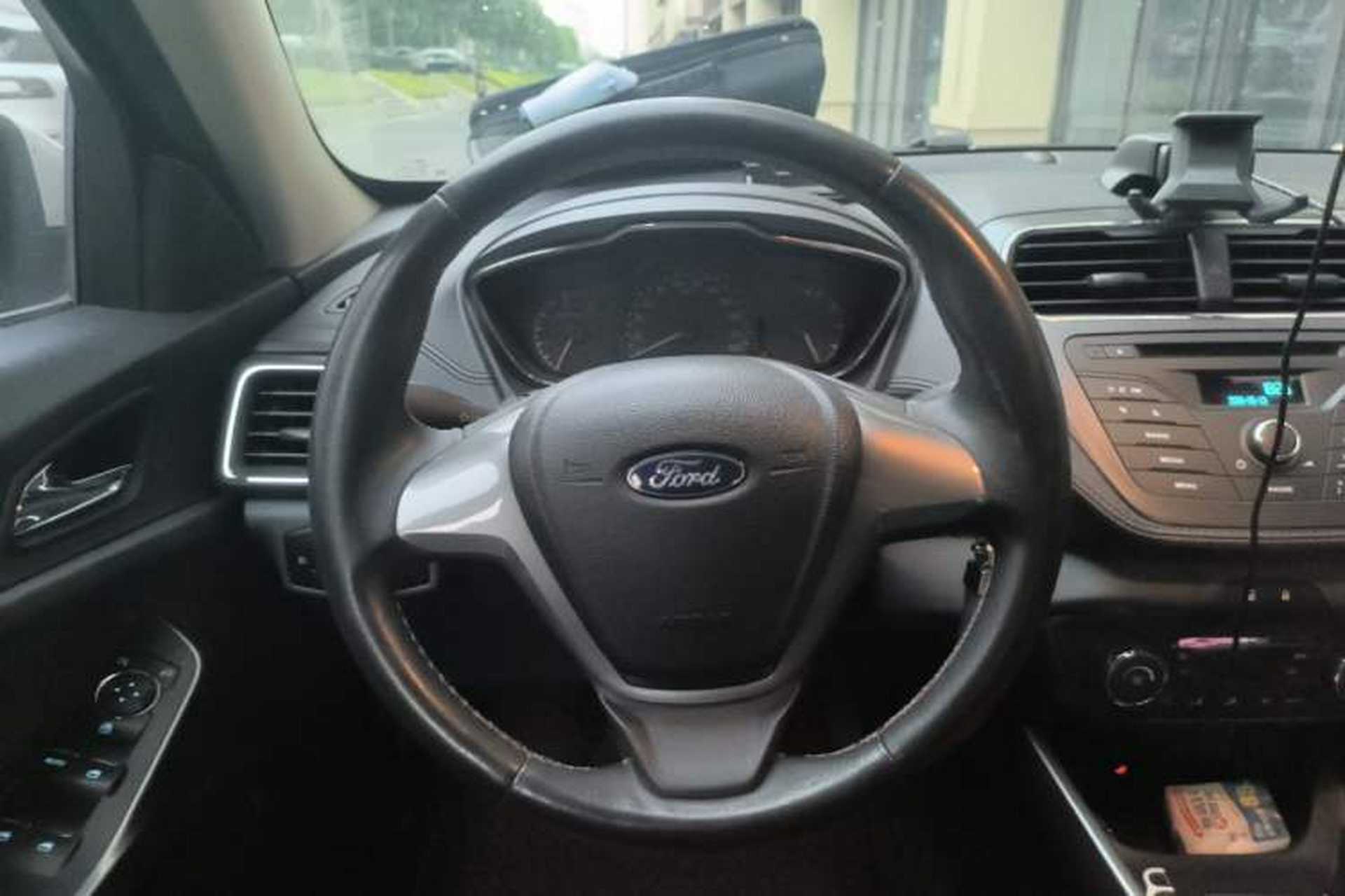 Used Ford Escort 2015 1.5L Manual Fashion Edition Steering Wheel