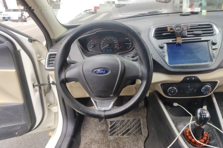 Used Ford Escort 2015 1.5L Manual Comfort Model Steering Wheel