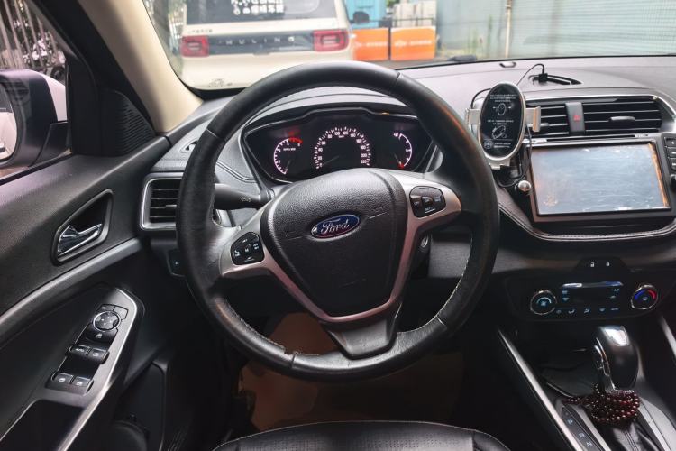 Used Ford Escort 2015 1.5L Automatic Fashion Model Steering Wheel