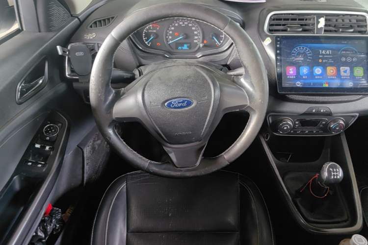 Used Ford Escort 2015 1.5L Manual Fashion Edition Steering Wheel