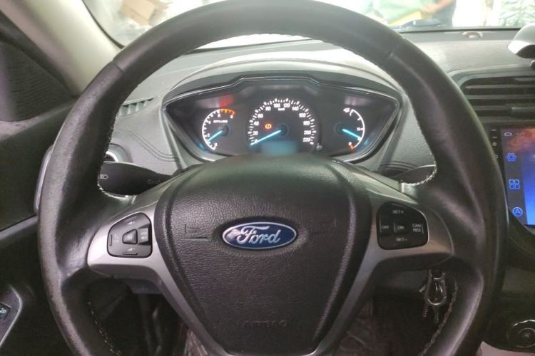 Used Ford Escort 2015 1.5L Automatic Fashion Model Steering Wheel