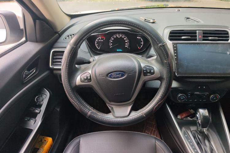 Used Ford Escort 2015 1.5L Automatic Fashion Model Steering Wheel