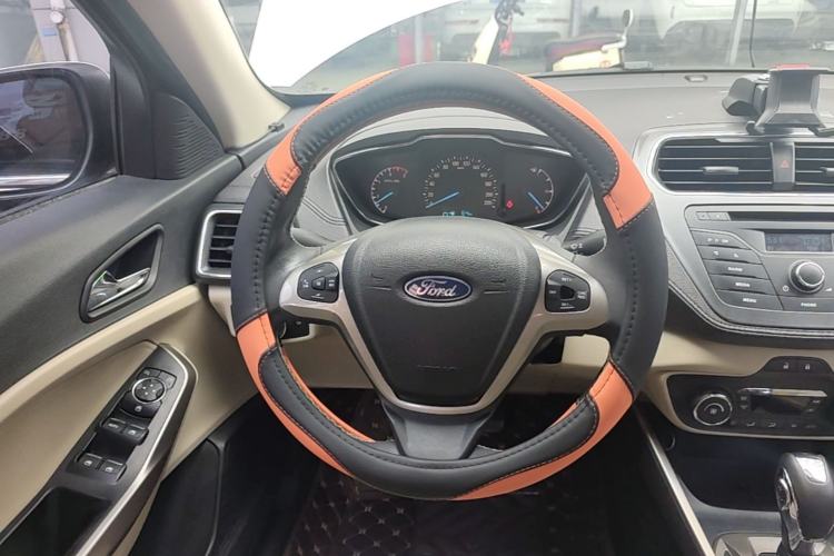 Used Ford Escort 2015 1.5L Automatic Fashion Model Steering Wheel