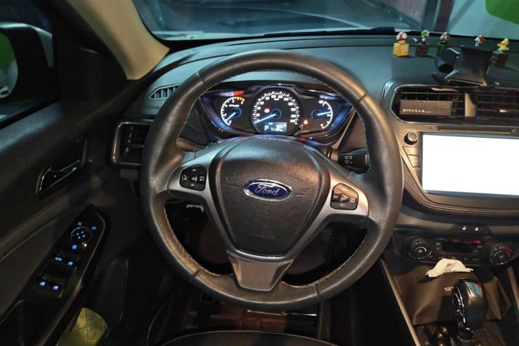 Used Ford Escort 2015 1.5L Automatic Fashion Model Steering Wheel