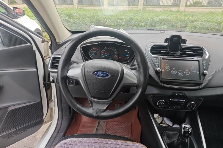 Used Ford Escort 2015 1.5L Manual Fashion Edition Steering Wheel