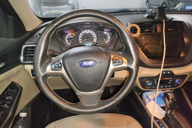 Used Ford Escort 2015 1.5L Automatic Fashion Model Steering Wheel