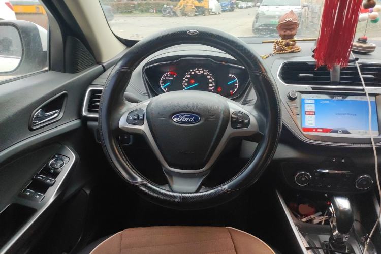 Used Ford Escort 2015 1.5L Automatic Fashion Model Steering Wheel