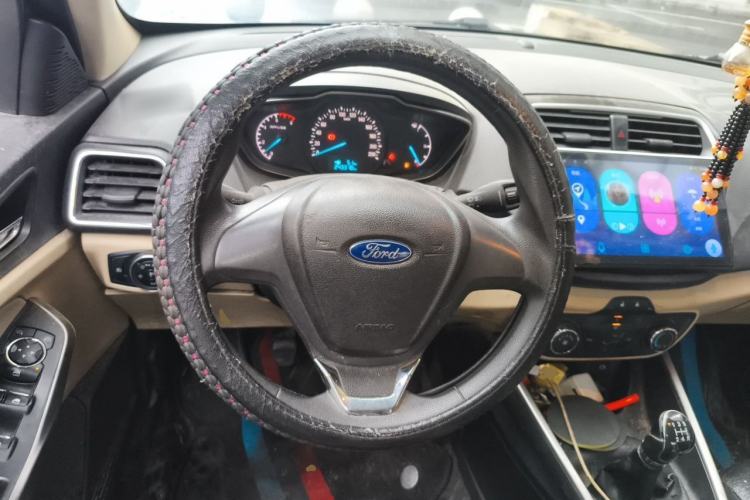 Used Ford Escort 2015 1.5L Manual Comfort Model Steering Wheel