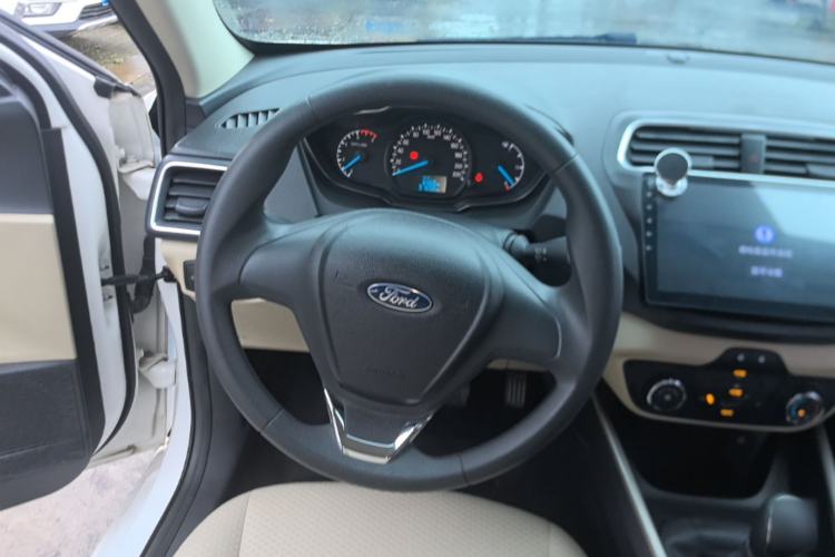 Used Ford Escort 2015 1.5L Manual Comfort Model Steering Wheel