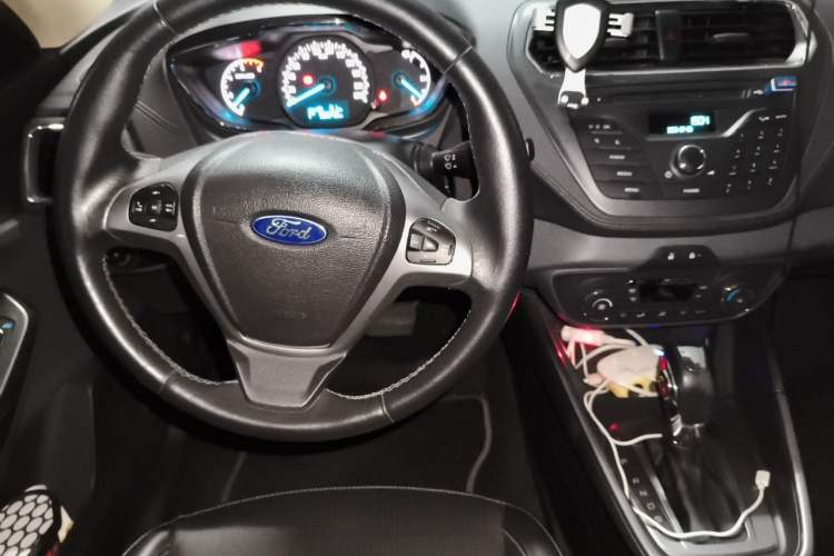 Used Ford Escort 2015 1.5L Automatic Fashion Model Steering Wheel