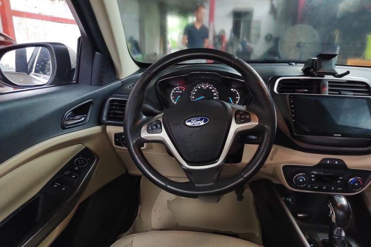 Used Ford Escort 2015 1.5L Automatic Fashion Model Steering Wheel