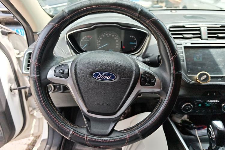 Used Ford Escort 2015 1.5L Automatic Fashion Model Steering Wheel