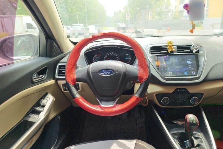 Used Ford Escort 2015 1.5L Manual Comfort Model Steering Wheel