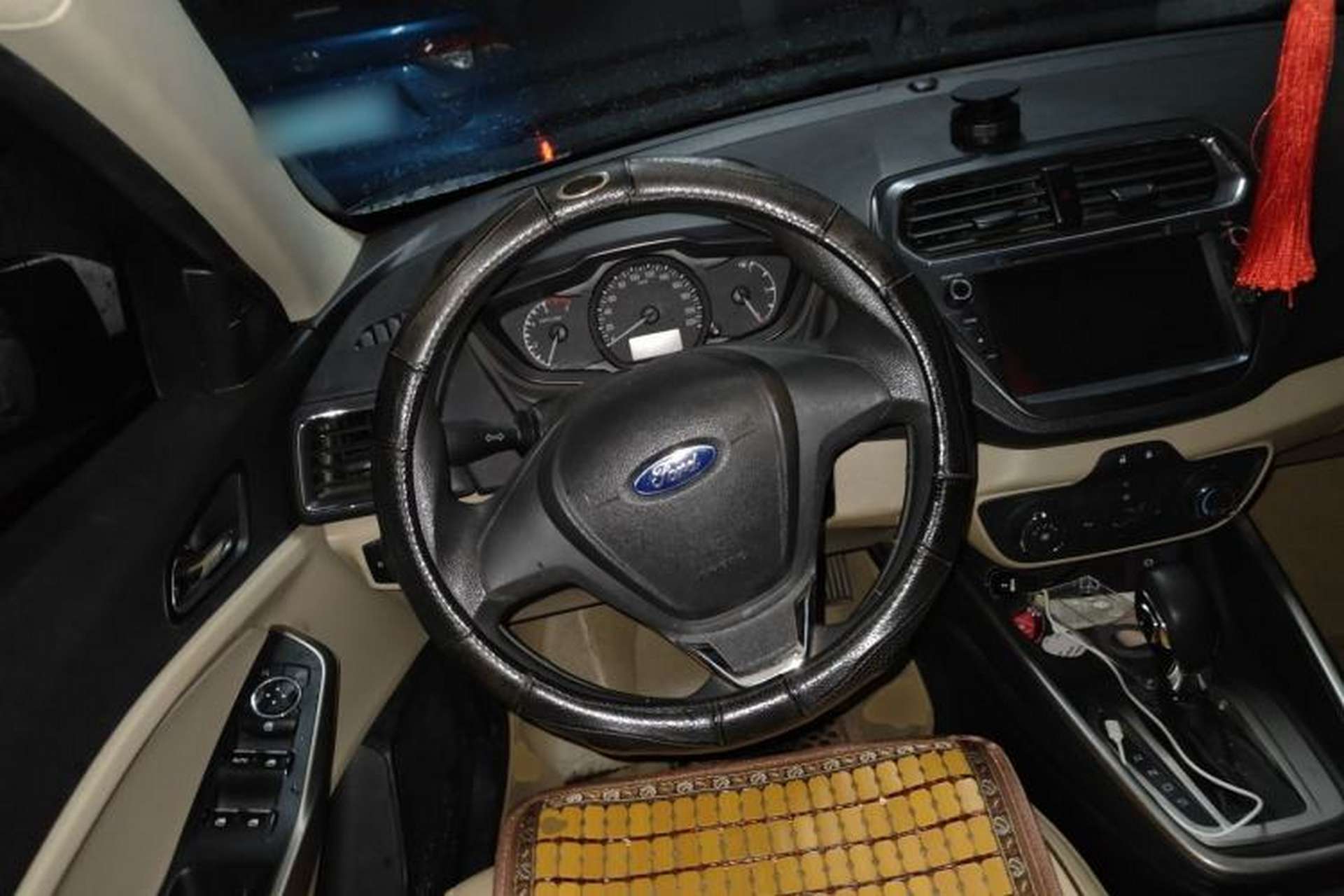 Used Ford Escort 2015 1.5L Automatic Comfort Edition Steering Wheel