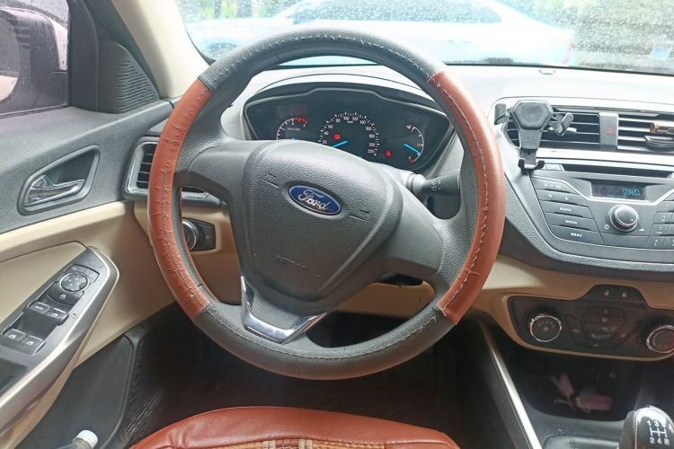 Used Ford Escort 2015 1.5L Manual Comfort Model Steering Wheel