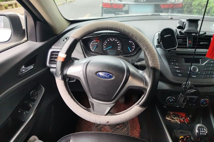 Used Ford Escort 2015 1.5L Manual Fashion Edition Steering Wheel