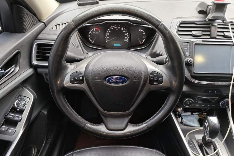 Used Ford Escort 2015 1.5L Automatic Fashion Model Steering Wheel
