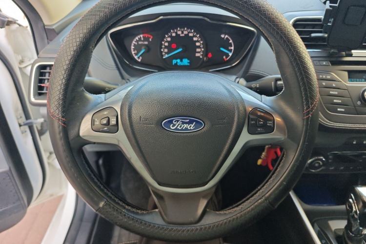 Used Ford Escort 2015 1.5L Automatic Fashion Model Steering Wheel