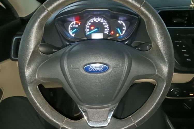 Used Ford Escort 2015 1.5L Manual Comfort Model Steering Wheel