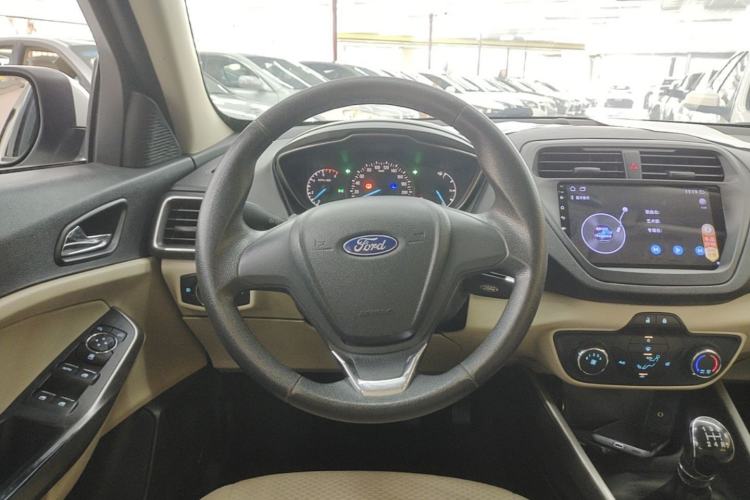 Used Ford Escort 2015 1.5L Manual Comfort Model Steering Wheel