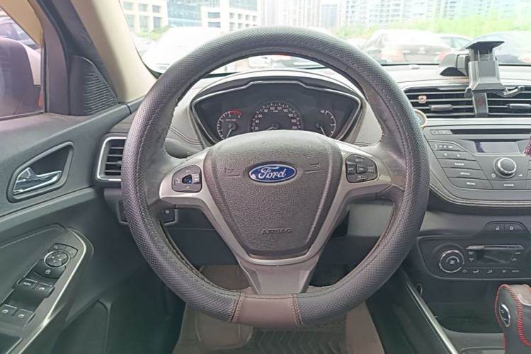 Used Ford Escort 2015 1.5L Automatic Fashion Model Steering Wheel