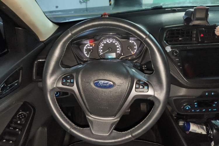 Used Ford Escort 2015 1.5L Automatic Fashion Model Steering Wheel