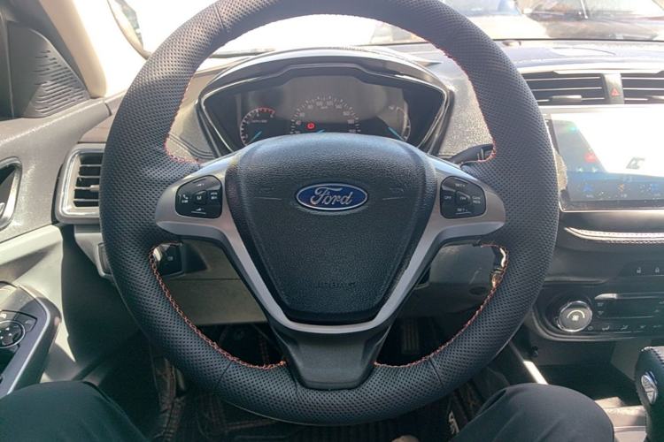 Used Ford Escort 2015 1.5L Automatic Fashion Model Steering Wheel