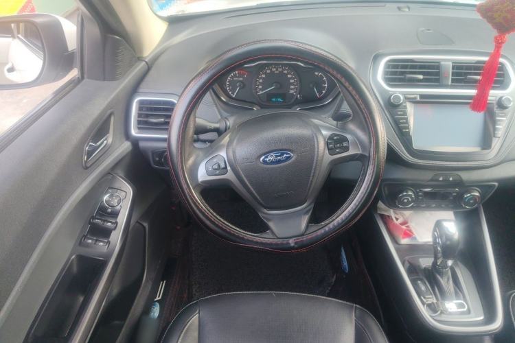 Used Ford Escort 2015 1.5L Automatic Fashion Model Steering Wheel